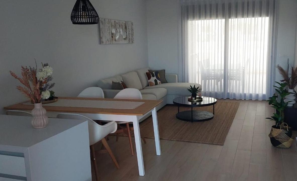49 Laguna Beach Torrevieja Bagian luar foto